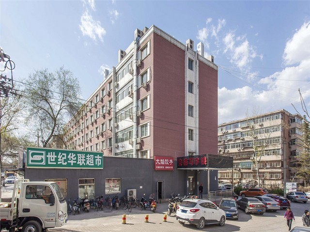 临淄钢质大玻璃消防门安装